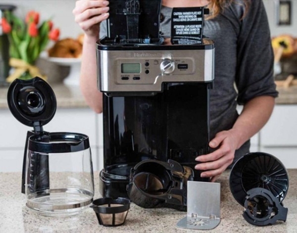 Чистка кофемашины: как быстро и правильно избавиться от накипи и загрязнений?