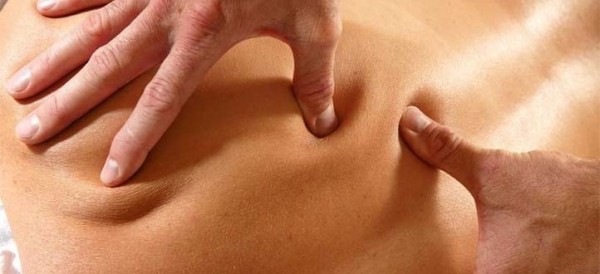 Применение точечного массажа при шейном остеохондрозе