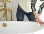 Чем очистить ванну в домашних условиях – доводим до блеска