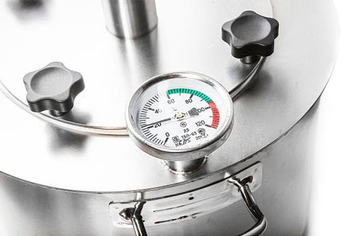 Выбор и важность установки термометра на самогонный аппарат. Для чего нужен и какой подойдет?