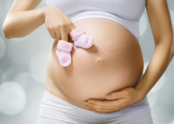Причины и признаки крупного плода при беременности, как рожать и осложнения