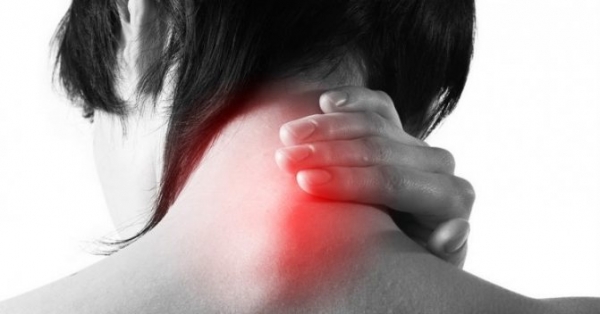 Как бороться с шейным остеохондрозом и чем он опасен
