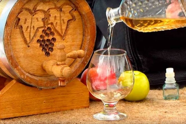 Кальвадос (Calvados) — готовим домашний напиток по лучшим рецептам