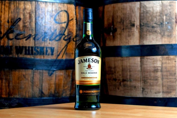 Виски Jameson (Джемисон) из Ирландии — особенности производства, популярные марки, рекомендации по употреблению бленда