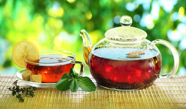 Какой чай для увеличения лактации лучше выбрать кормящим мамам, рейтинг и инструкция по применению