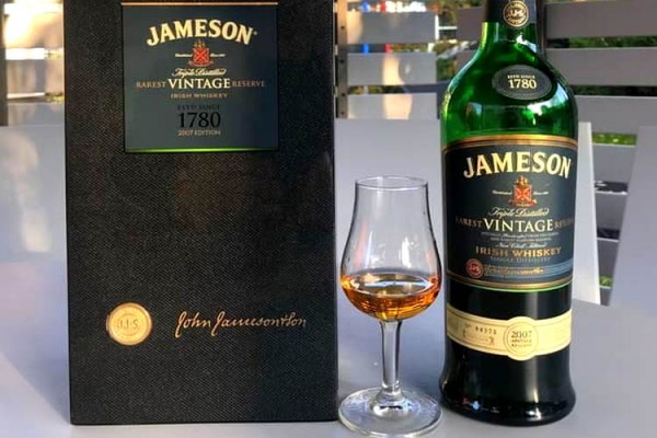 Виски Jameson (Джемисон) из Ирландии — особенности производства, популярные марки, рекомендации по употреблению бленда