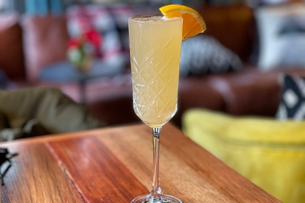 Коктейль Мимоза (Mimosa) — взрывной рецепт с шампанским и апельсиновым соком