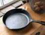Как прокалить новую чугунную сковороду: пошаговая инструкция