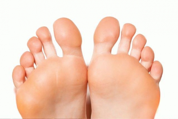 Возникновение онемения большого пальца на ноге